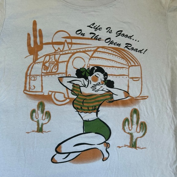 Miss Ladybug "Life Is Good…On The Open Road" Graphic Tee Retro Pin-Up Large - Picture 6 of 6